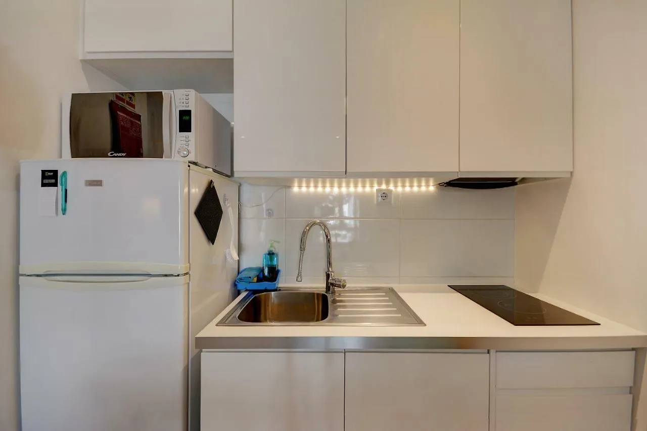 Bairro Azul - Av. Ressano Garcia Hotel Lisbon 0*,